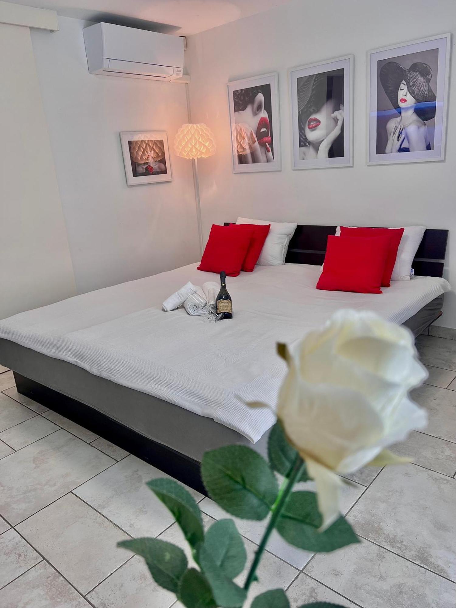 Anabella Apartment Izola Ngoại thất bức ảnh